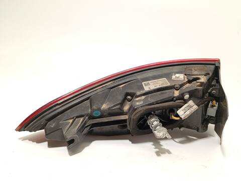 Foto 4ª: Piloto Trasero Derecho Maserati Levante 3.0 D Q4 275CV 202KW [M 16164 D] (2017)