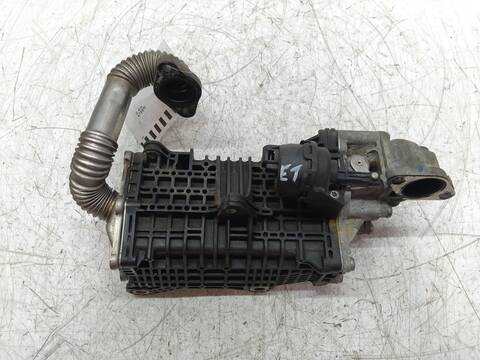Foto 3ª: Intercooler Opel Vivaro 120 CV 88KW [D15DTH DV5RUC]