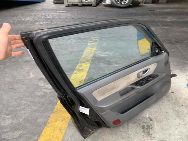 Foto 2ª: Puerta Delantera Izquierda Hyundai Terracan 2.9 CRDI (2007)