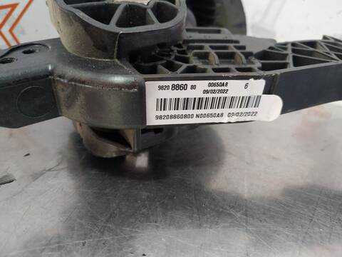 Foto 3ª: Pedal Embrague Peugeot Rifter ACTIVE NAV STANDARD 131CV 96KW [YH01] (2022)