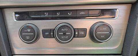 Mando Climatizador Volkswagen Golf EDITION BLUEMOTION TECH. 105CV 77KW
