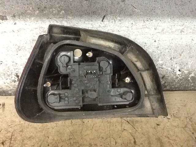 Foto 3ª: Piloto Trasero Derecho Renault Megane 1.9 I BA0/1_) (1998)