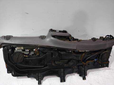 Foto 3ª: Salpicadero Chrysler Voyager 2.5 TD FAMILY 116CV 85KW [425CLIRSX] (2000)
