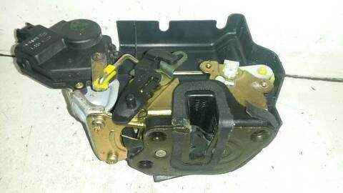 Foto 2ª: Cerradura Puerta Trasera Derecha Hyundai Trajet 2.0 CRDI CAT 113CV 83KW [D4EA] (2004)