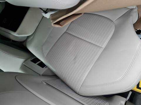 Foto 2ª: Asientos Traseros Jaguar XE PORTFOLIO 180CV 132KW (2016)