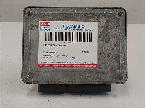 Foto 1ª: Centralita Motor ECU Seat Leon 1.6 16 V 105CV 77KW [AZD] (2002)
