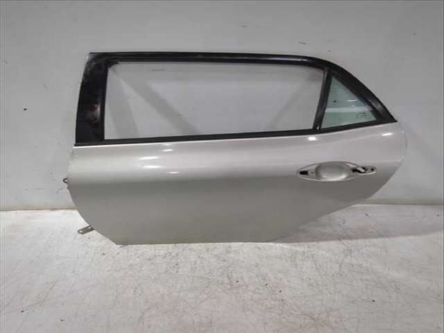Foto 1ª: Puerta Trasera Izquierda Toyota Auris 1.6 ZRE151_) 124CV [1ZR-FE] (2006)
