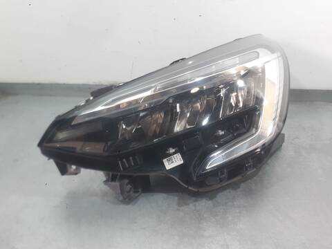 Faro Izquierdo Renault Clio 1.5 BLUE DCI 85 B7AG) 86CV 63KW
