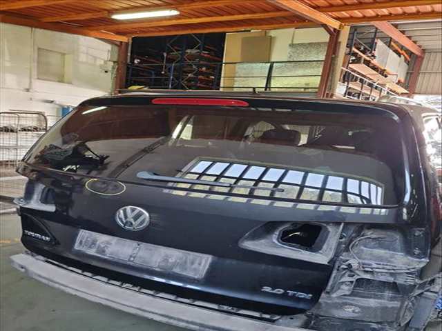 Portón Volkswagen Touran 2.0 TDI 140CV 103KW