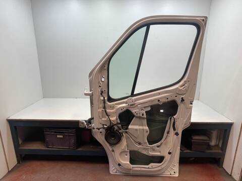 Foto 3ª: Puerta Delantera Derecha Renault Master M9T870 (2015)