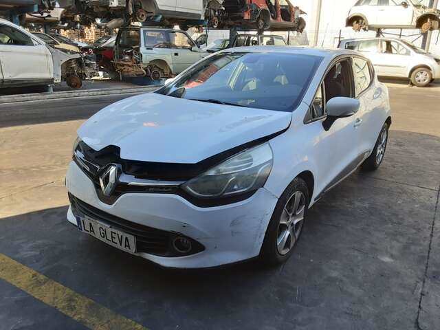 Mangueta Delantera Derecha Renault Clio 1.5 DCI90CV