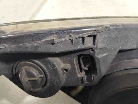 Foto 3ª: Faro Izquierdo Peugeot 307 SW PACK 109CV [9HZ] (2002)