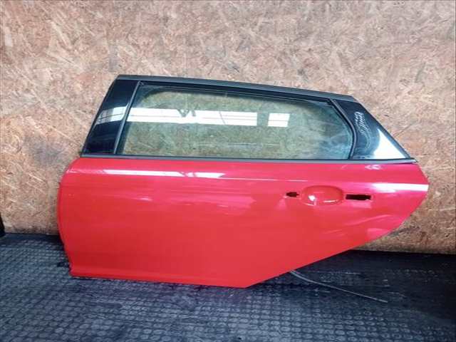 Puerta Trasera Izquierda Ford Focus 1.0 ECOBOOST CAT 101CV
