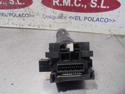 Foto 2ª: Mando Multifuncion Mitsubishi Montero 3.2 DI-D INFORM 5-TRG.) 200CV 147KW [4M41] (2011)