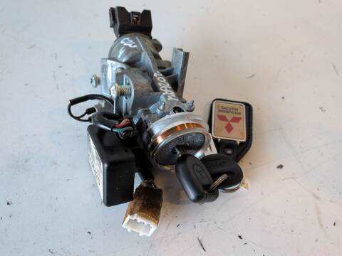 Foto 3ª: Motor de Arranque Mitsubishi Montero 4M41 (2001)