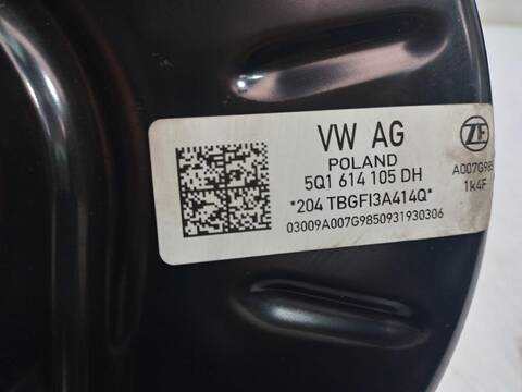 Foto 3ª: Servofreno Volkswagen Golf COMFORTLINE BLUEMOTION AUT. 150CV (2013)