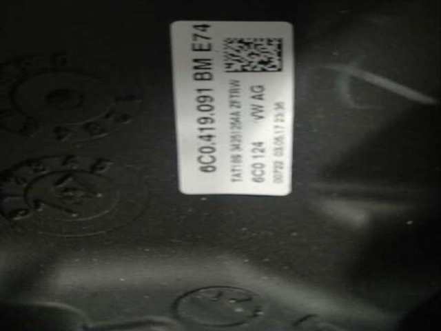 Foto 4ª: Volante Volkswagen Polo ADVANCE BLUEMOTION 75CV 55KW [CUSA] (2017)