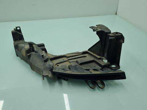 Soporte Faro Derecho Renault Megane BUSINESS BERLINA 90CV 66KW III BERLINA 5 P
