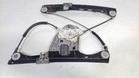 Foto 3ª: Elevalunas Eléctrico Delantero Derecho Mercedes Clase C 160 C 220 T CDI 203.206) 143CV 105KW FAMILIAR [OM611962] (2001)