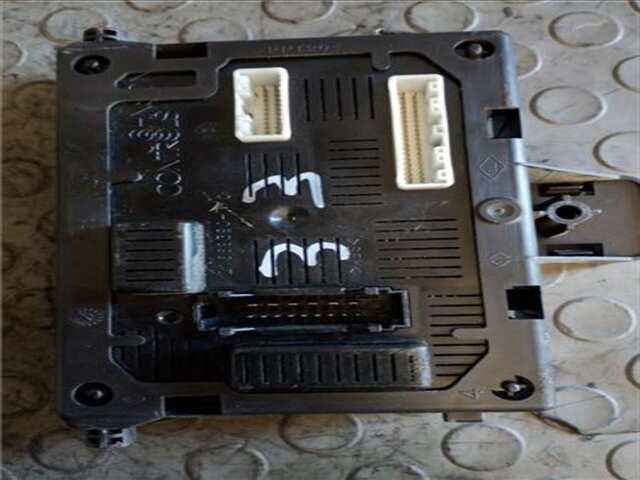 Foto 1ª: Caja Reles Fusibles Renault Clio 1.5 PACK DYNAMIQUE [1.5 LTR. - 63 KW DCI DIESEL CAT] [k9k t7]