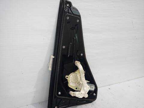 Foto 2ª: Elevalunas Manual Trasero Izquierdo Land Rover Discovery TDV6 HSE AUT. 245CV [306DT] (2009)