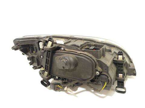 Foto 3ª: Faro Izquierdo Volvo V60 D3 136CV 100KW [D5204T7] (2015)