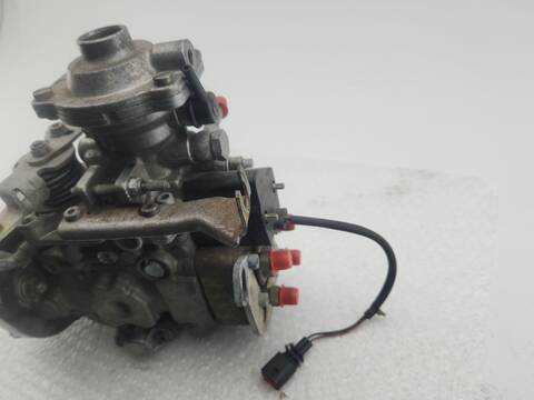 Foto 4ª: Bomba Inyeccion Volkswagen Lt 2.8 TDI 130CV 96KW [ATA] (2001)