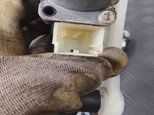 Foto 2ª: Elevalunas Eléctrico Delantero Izquierdo Volkswagen T-Roc 2.0 TDI 115CV (2024)