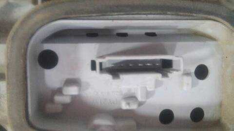 Foto 3ª: Piloto Trasero Derecho Volkswagen Polo VERSION INDEFINIDA (2001)