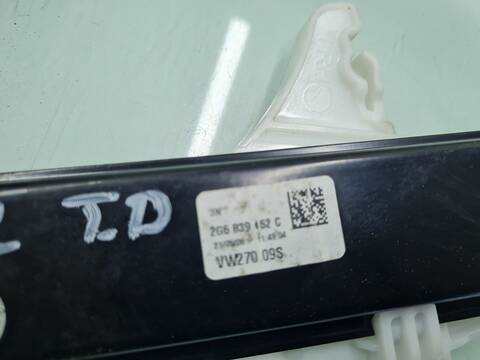 Foto 2ª: Elevalunas Manual Trasero Derecho Volkswagen Polo UNITED 95CV 70KW [DLAC] (2021)