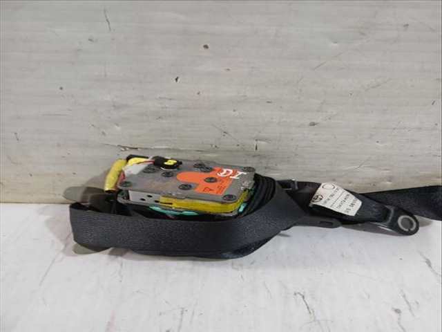 Cinturón Delantero Derecho Toyota Auris 1.33 DUAL-VVTI NRE150_) 101CV