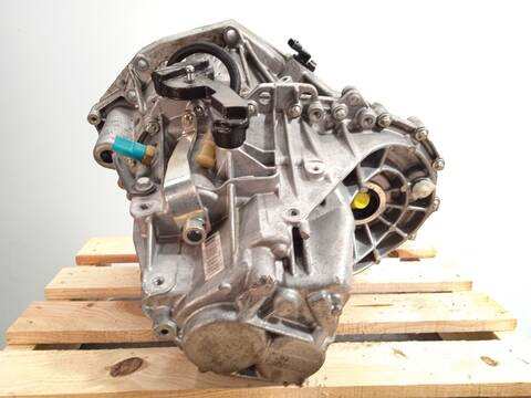 Foto 3ª: Caja Cambios Renault Clio 1.5 BLUE DCI 100 B7AD) 101CV 74KW (2022)