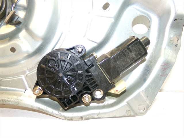 Foto 2ª: Elevalunas Eléctrico Delantero Izquierdo Hyundai Elantra 2.0 CRDI 2000-2003 [D4EA] (2003)