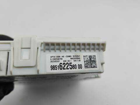 Foto 3ª: Caja Reles Fusibles Citroen C5 1.6 PLUG-IN FEEL 150CV [5G06] (2024)