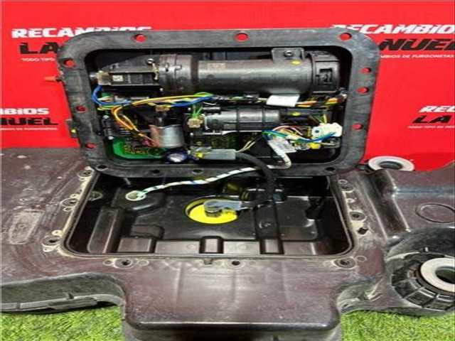 Foto 2ª: Deposito AdBlue Citroen Jumper 30 L1H1 BLUEHDI 110 BLUE-HDI FAP 110CV 81KW FURGON [AH03]