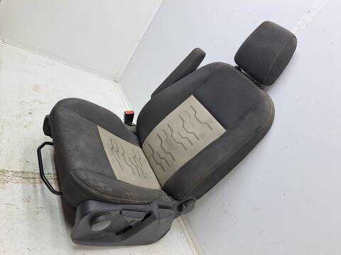 Foto 4ª: Asiento Delantero Izquierdo Ford Transit 300 L1 TOURNEO SPORT 170CV 125KW [YNFS] (2017)