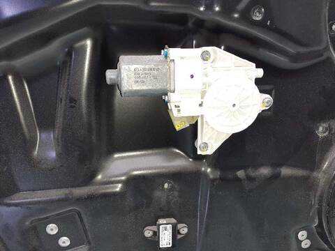 Foto 2ª: Elevalunas Eléctrico Delantero Izquierdo Mercedes Clase G 230 500 4-MATIC 164.886) 388CV 285KW [M273963] (2006)