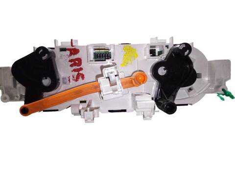 Foto 3ª: Mando Climatizador Peugeot 208 1.4 HDI 68 CR8HR0) HATCHBACK FURGONETA (2013)