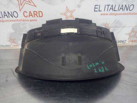 Foto 4ª: Cuadro de Instrumentos Mercedes Clase C 160 200 CDI 203.004) BERLINA 116CV 85KW [OM611962] (2003)