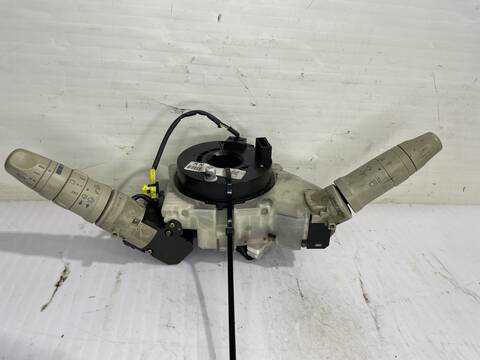 Foto 3ª: Mando Multifuncion Nissan Micra ACENTA 80CV 59KW (2002)