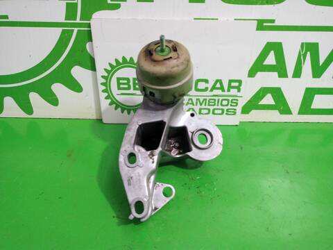 Foto 3ª: Soporte Motor Audi A6 2.4 BERLINA 177CV 130KW [BDW] (2004)
