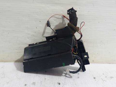 Foto 2ª: Caja Reles Fusibles Mercedes Clase A 140 A 200 CDI 169.008) 140CV 103KW [OM640941] (2004)