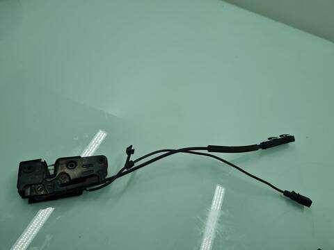 Cerradura Capot Audi Q5 2.0 TDI 125KW) 170CV