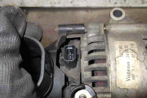 Foto 4ª: Alternador Ford Mondeo AMBIENTE BERLINA 130CV 96KW [FMBA] (2004)