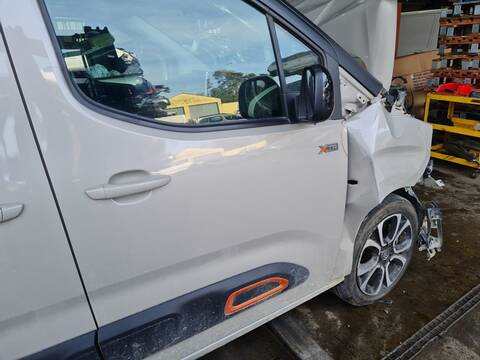 Puerta Delantera Derecha Citroen Berlingo SHINE M 131CV 96KW