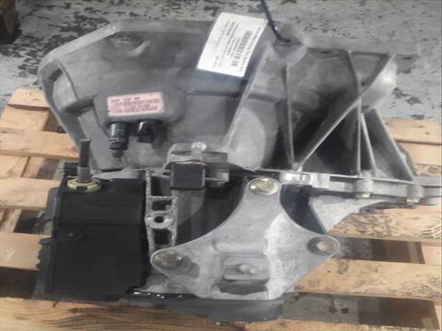 Foto 3ª: Caja Cambios Ford Fiesta 1.6 TDCI CAT 90CV 66KW (2005)