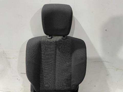 Foto 3ª: Asientos Traseros Renault Scenic GRAND CONFORT DYNAMIQUE 131CV [F9Q818] (2003)