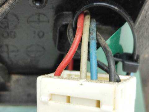 Foto 3ª: Retrovisor Derecho Chevrolet Aveo LS 84CV 62KW [B12D1] (2010)
