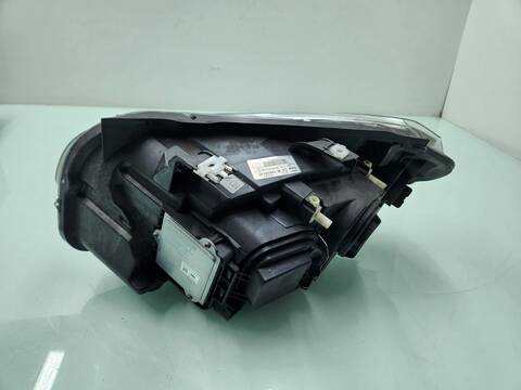 Foto 3ª: Faro Derecho Bmw X1 SDRIVE 18D 143CV 105KW [N47D20C] (2014)