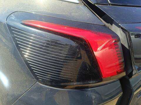 Piloto Trasero Izquierdo Peugeot 3008 GT LINE 150CV 110KW